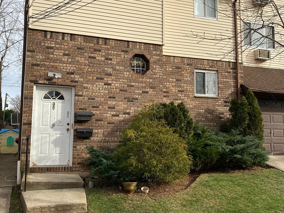 1st image of 31 Seeley Ln #B