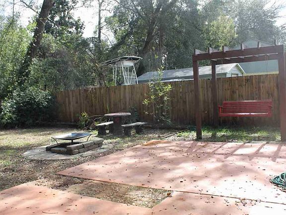 2nd image of 2364 La Lar Ln