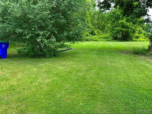 5th image of 10889 Maple Ridge Rd