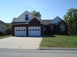 1941 Sheffield Dr, Columbia, TN 38401