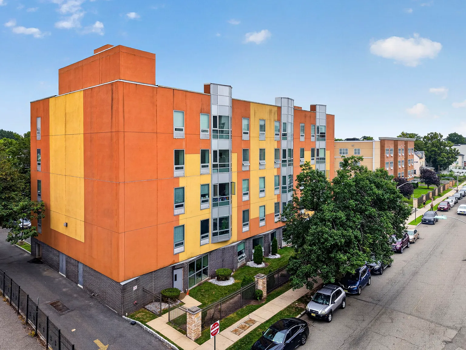 110 Halsted Street — Photo 4