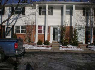 45582 Birchcrest St, Utica, MI 48317