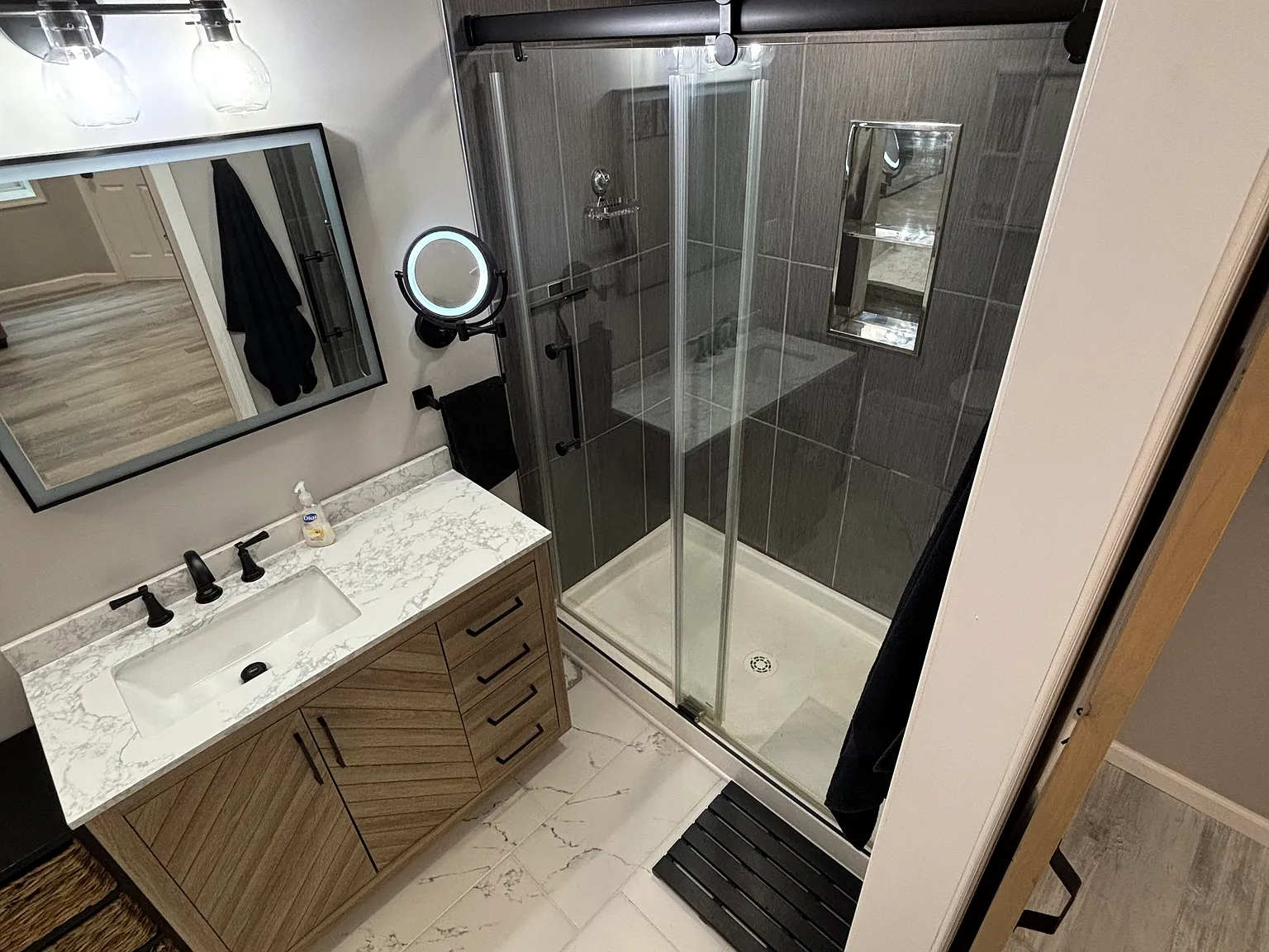 1 bed, 1000 sqft, $2,000 — Photo 4