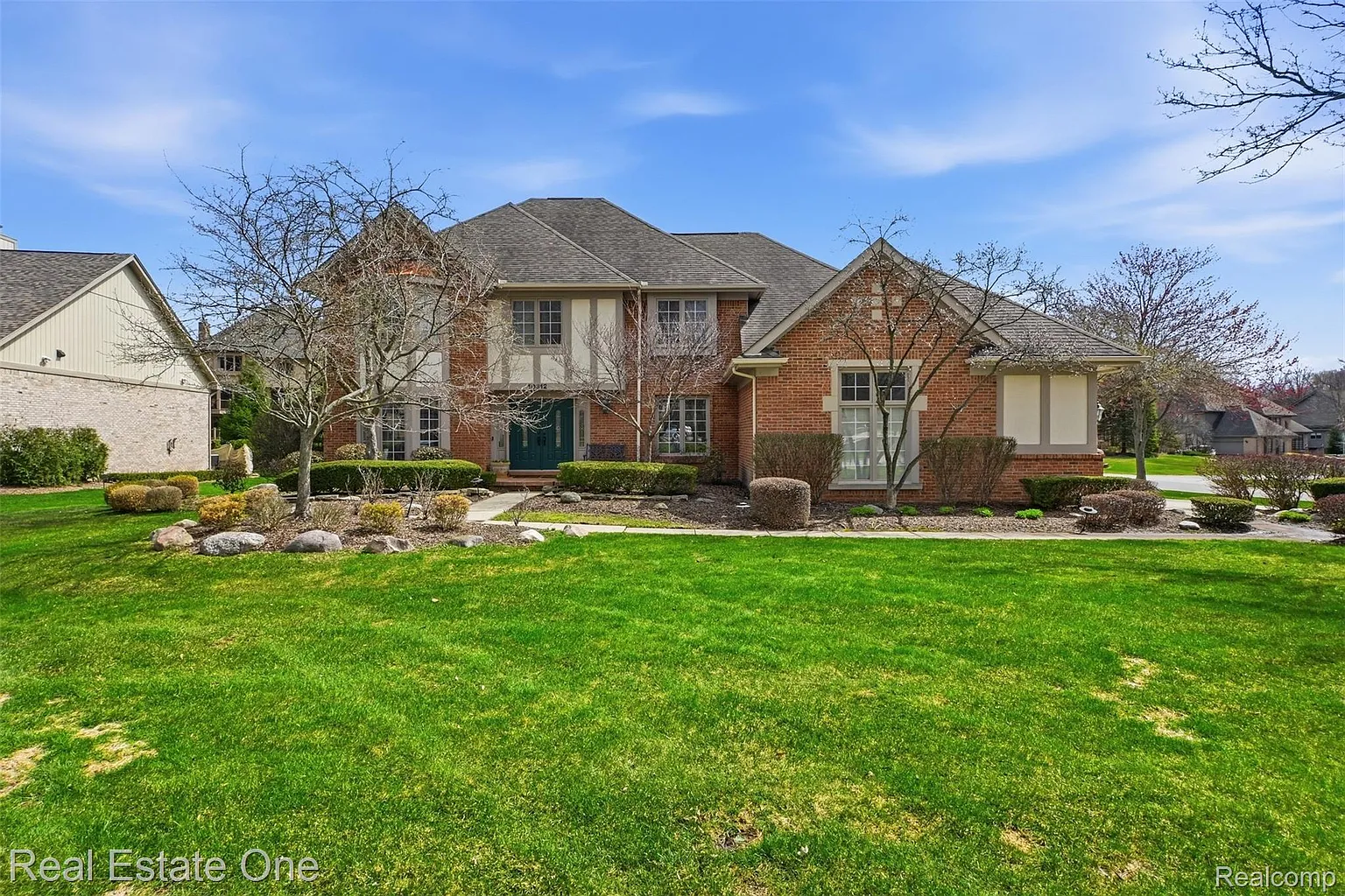 10312 Millwood Dr photo 1
