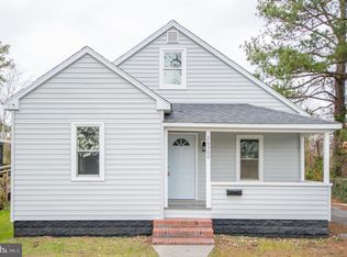 26300 Peach St, Crisfield, MD 21817