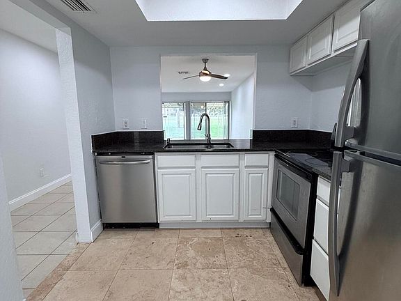 3rd image of 9640 NW 65th St #D10