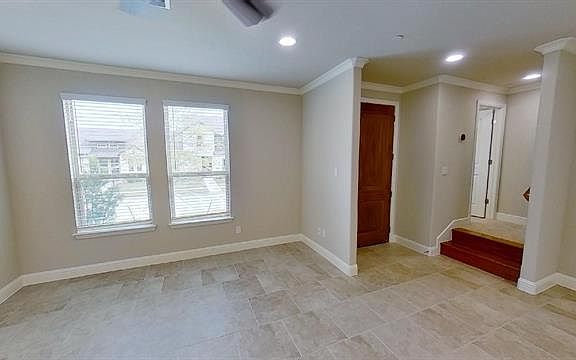 2nd image of 1221 Pebblebrook Ln