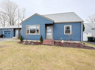 23 Crescent Ave, North Attleboro, MA 02760