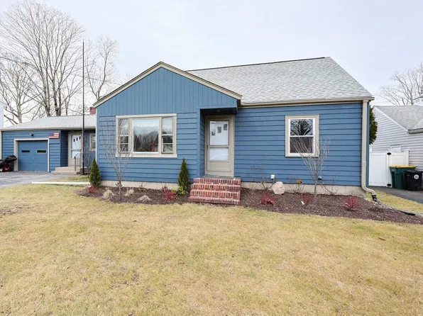 23 Crescent Ave, North Attleboro, MA 02760