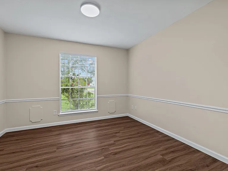 120 Texas Ave — Photo 14