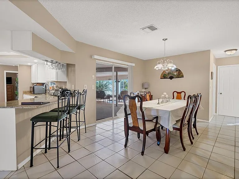 4154 Jennings Blvd — Photo 13