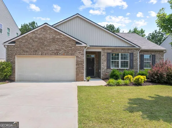 3271 Heatherwood Dr, Gainesville, GA 30507