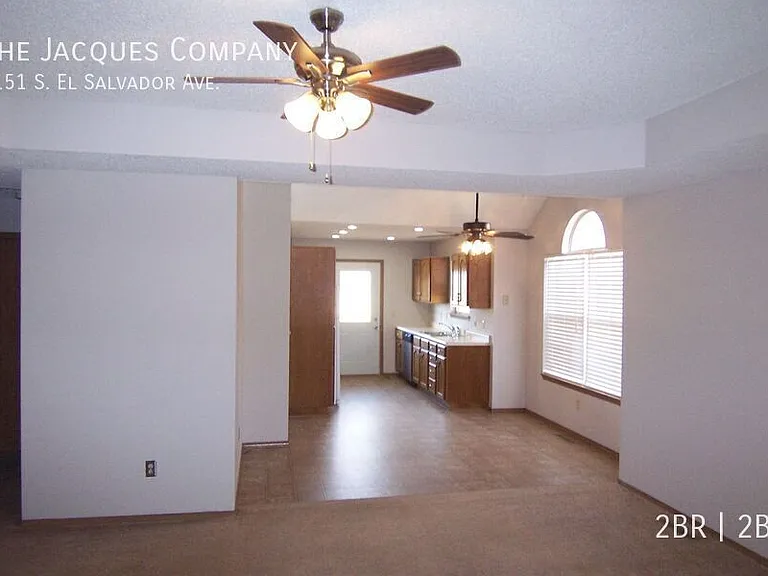 4151 S El Salvador Ave — Photo 7