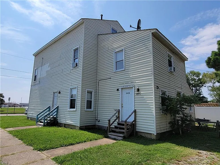 362 Ridgewell Ave #C — Photo 1