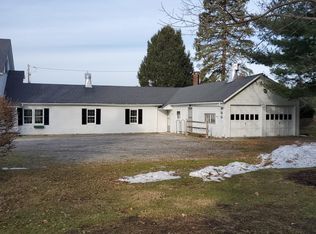 9438 Smith Rd, Willoughby, OH 44094