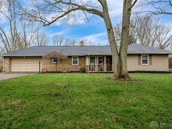 2nd image of 1153 Highview Dr