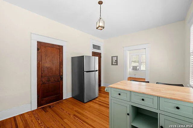 217 Castillo Ave #3 — Photo 9
