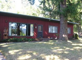 887 E 4th Ave, Sutherlin, OR 97479
