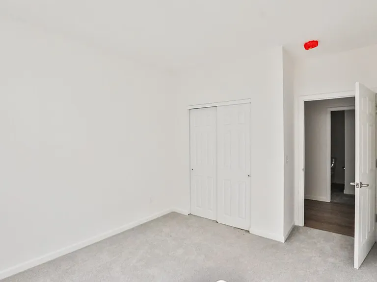 30 Pine Lane Apartments — Photo 34
