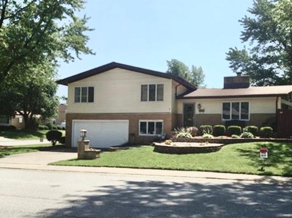 445 Newcastle Dr