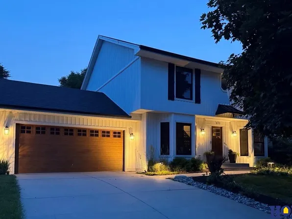 6711 S 42nd St, Lincoln, NE 68516