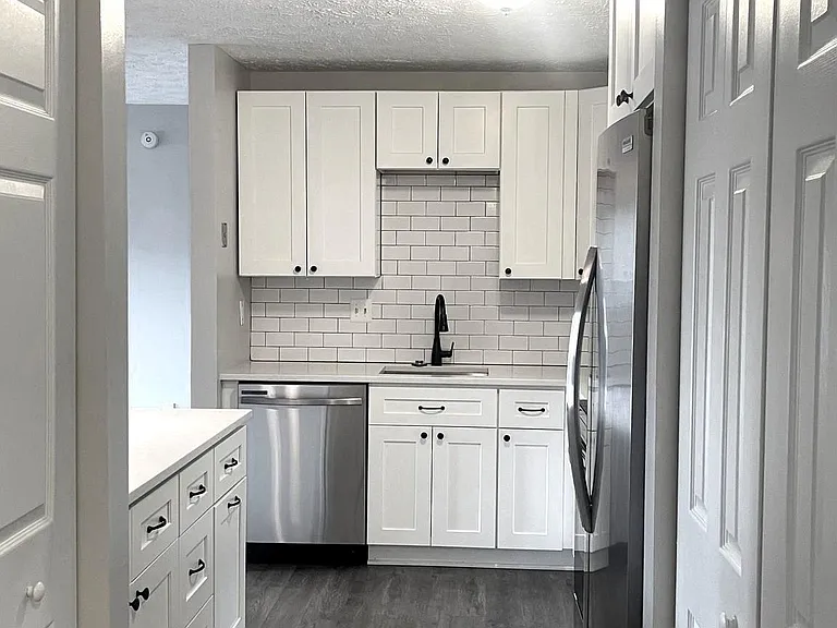 2137 Wainwright Ct #1C — Photo 16