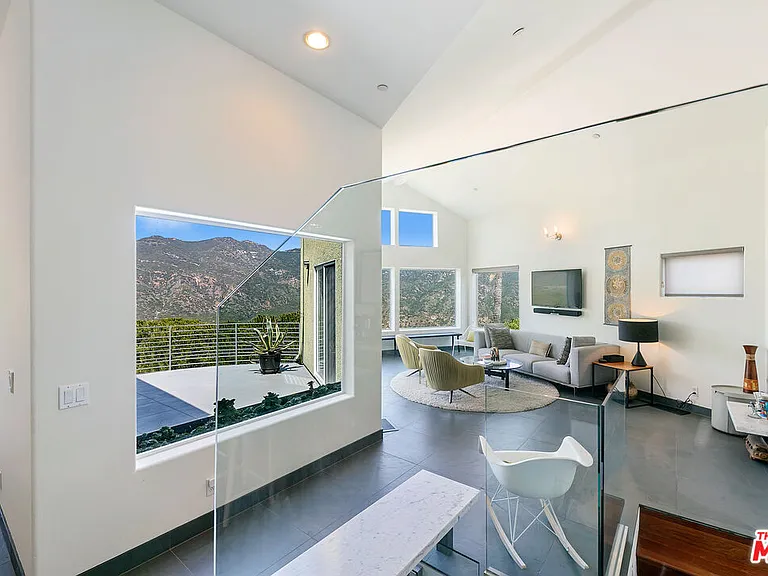 2044 Corral Canyon Rd — Photo 4