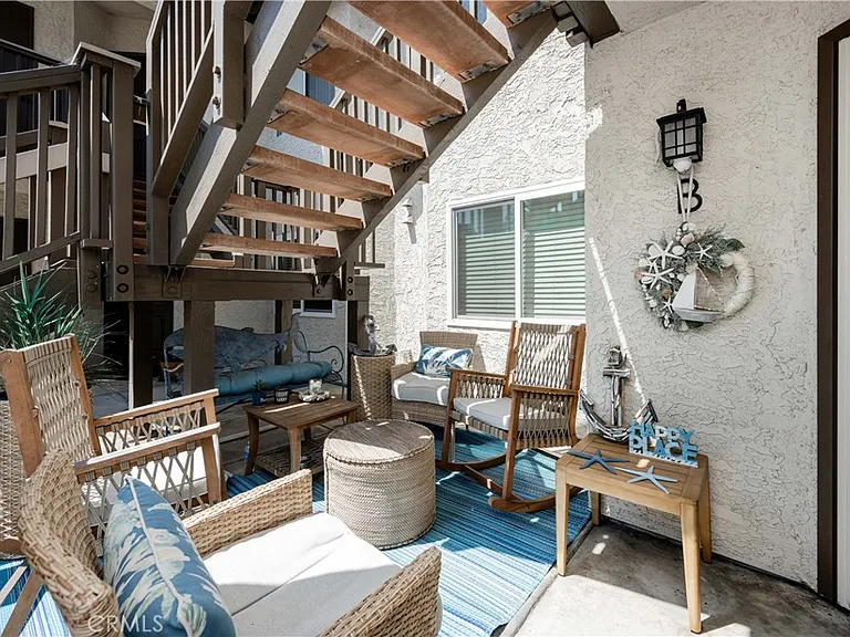 68 Corniche Dr #B — Photo 33