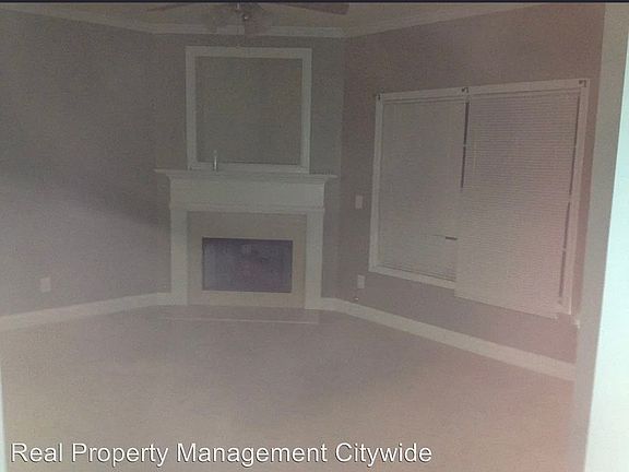 2nd image of 2543 Oakleaf Rdg