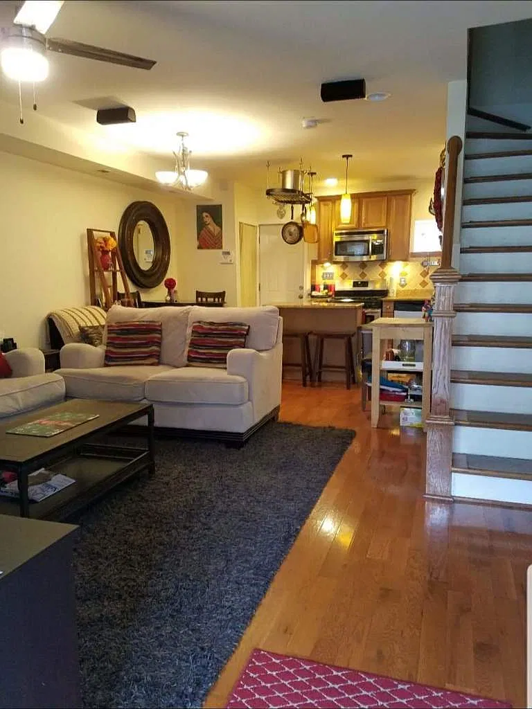 1BR Fully Furnished/ All Utilities in Charming 3BR, 1.5BA Single-Family Home in Northeast DC — Photo 2