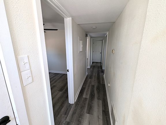 4th image of 2520 W 65th Pl #4