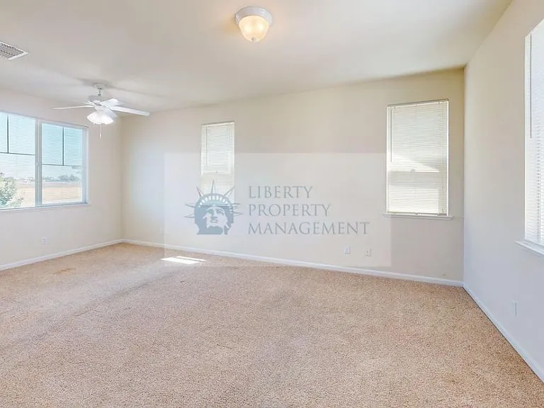 16998 Cobble Creek Way — Photo 15