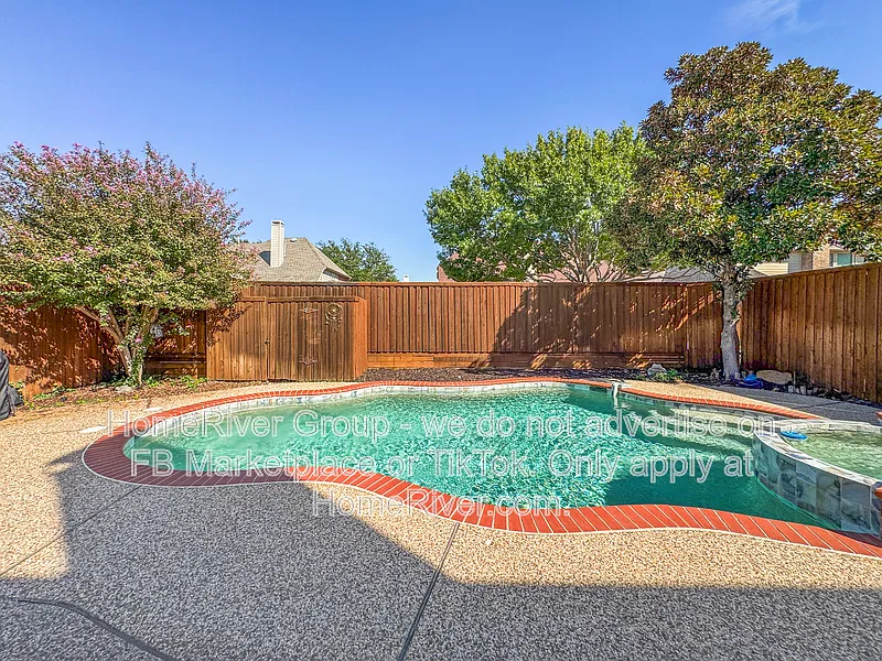 5 bed, 4.0 bath, 3416 sqft, $4,500 — Photo 2