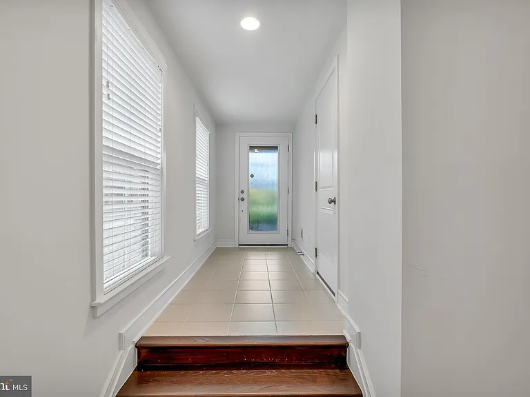 42281 Belgrave Gardens Ter — Photo 8