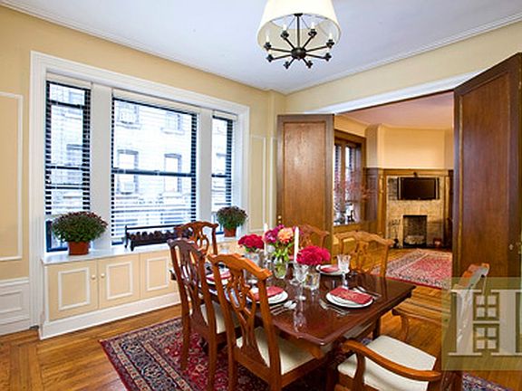 5th image of 207 W 98th St #1BC