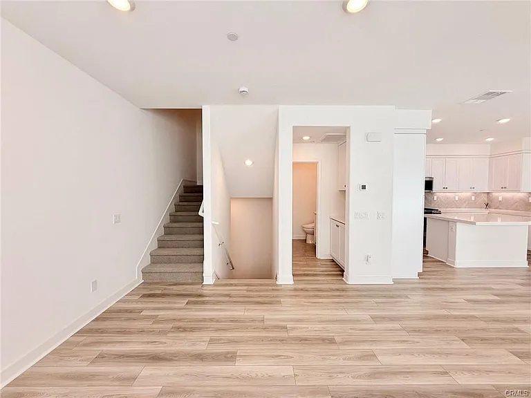 1677 W Lincoln Ave #103 — Photo 12
