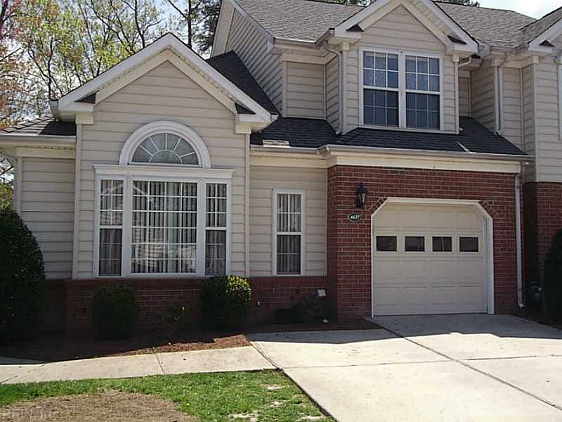 1st image of 4637 Carriage Dr