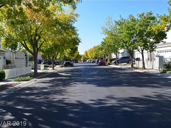 3rd image of 1483 Shadow Haven Ln