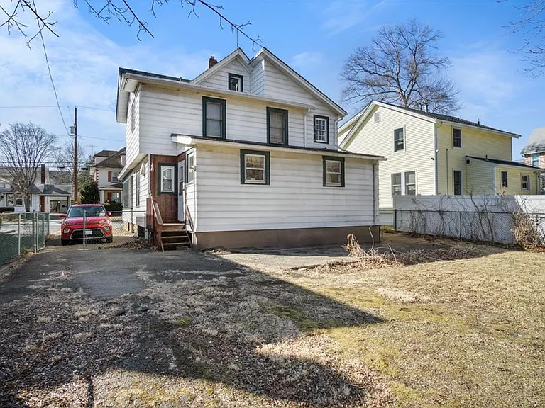 22 Prairie Ave — Photo 6