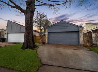 12154 Stone West Dr, Houston, TX 77035