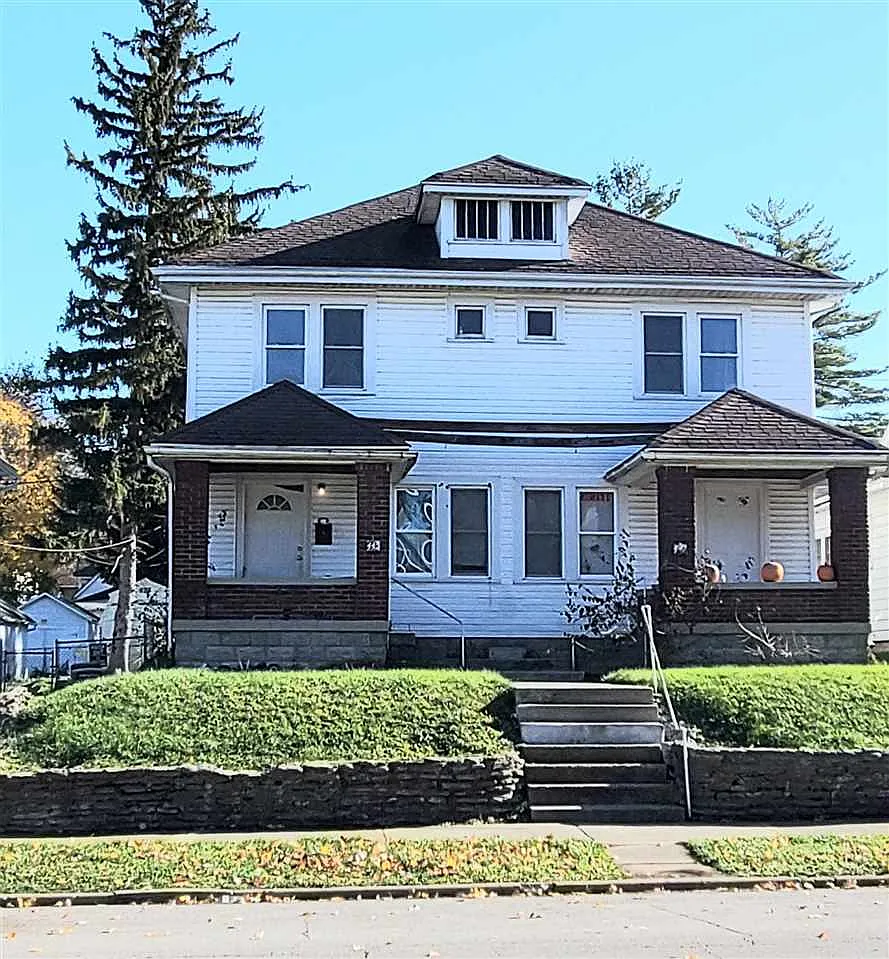 445 S 14th St photo 1