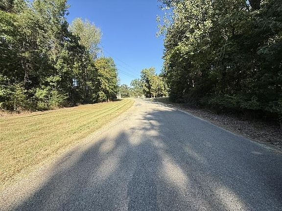 4th image of 3 Timber Creek Dr