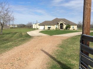 2002 Old Goliad Rd, Victoria, TX 77905