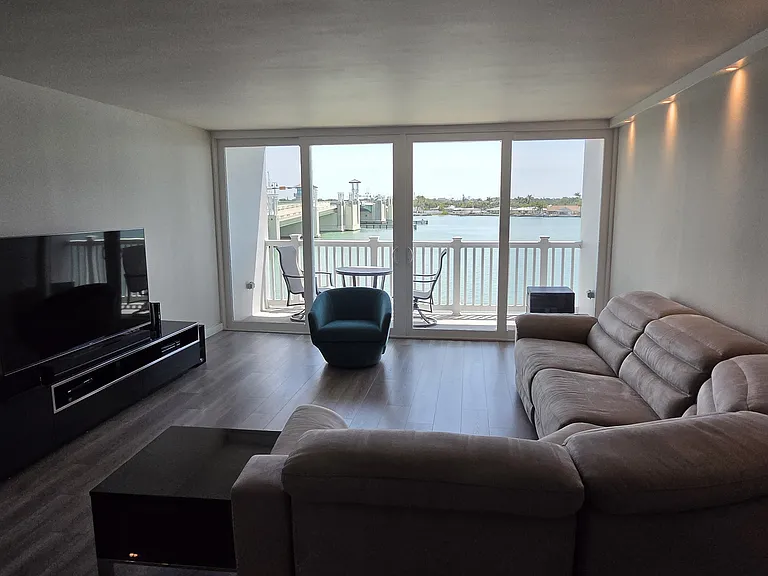 500 Treasure Island Cswy #307 — Photo 15