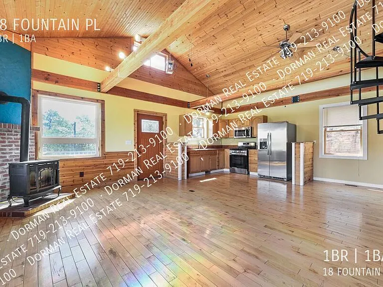 18 Fountain Pl — Photo 2