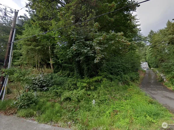 435 SW Mount Baker Drive, Issaquah, WA 98027