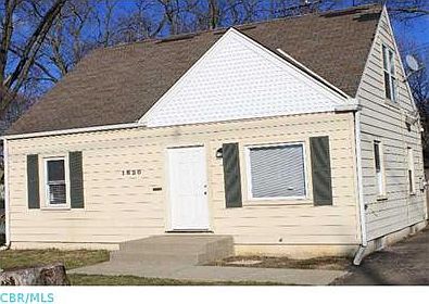 2nd image of 1820 Woodland Ave