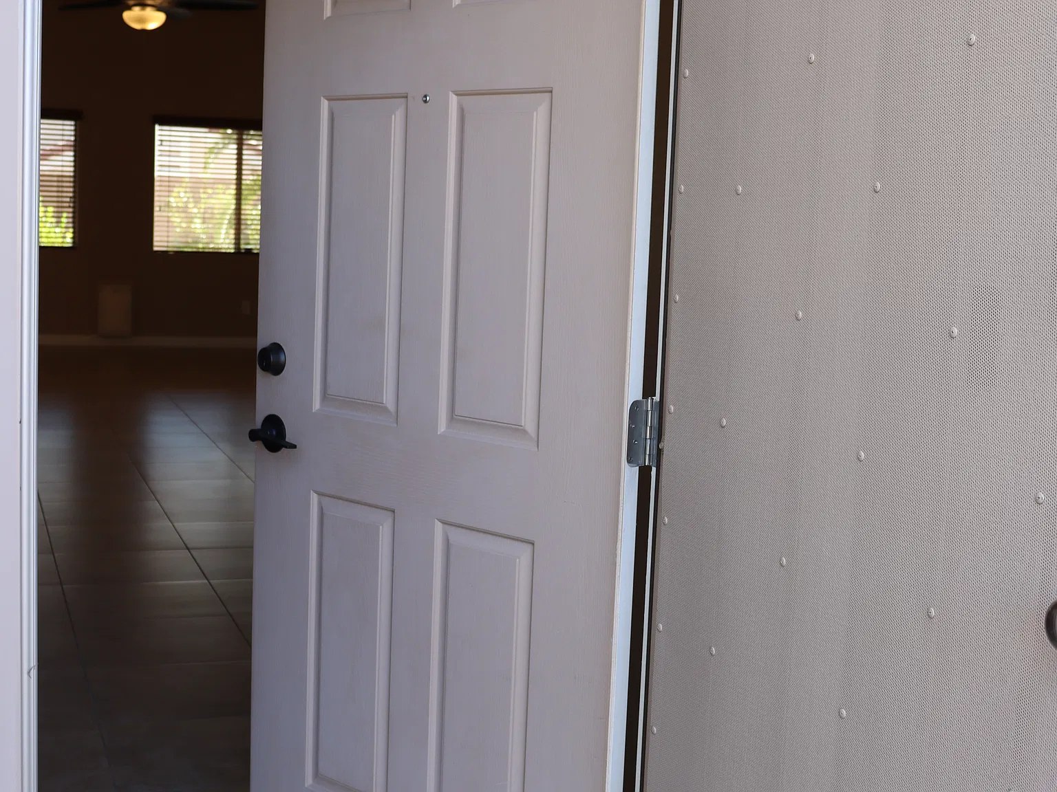 4 bed, 2146 sqft, $2,590 — Photo 4