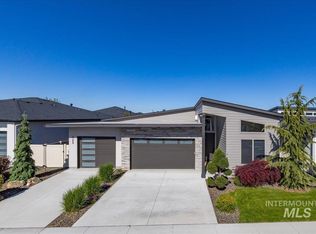 2259 S Rolling Hills Ave, Meridian, ID 83642