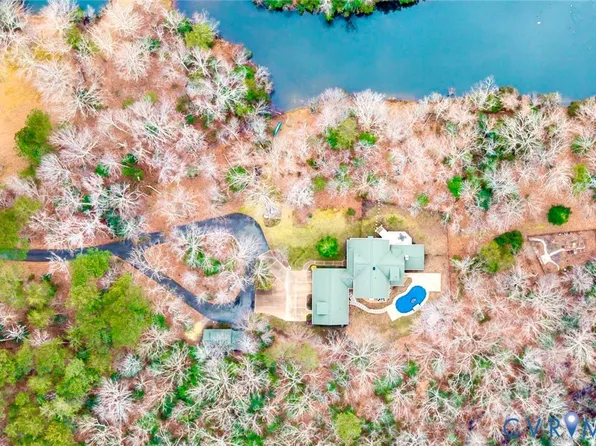 8908 Thomas Higgs Ct, Toano, VA 23168